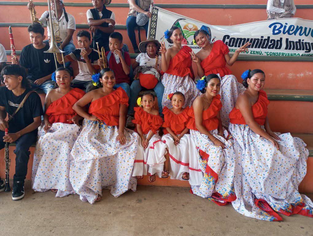 Presentación del grupo de danza del Pueblo Indígena Cebolla Blanca